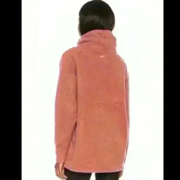 NIKE
Thermal Cozy Cowl Sweater In Coral SIZE XS - Picture 2 of 8